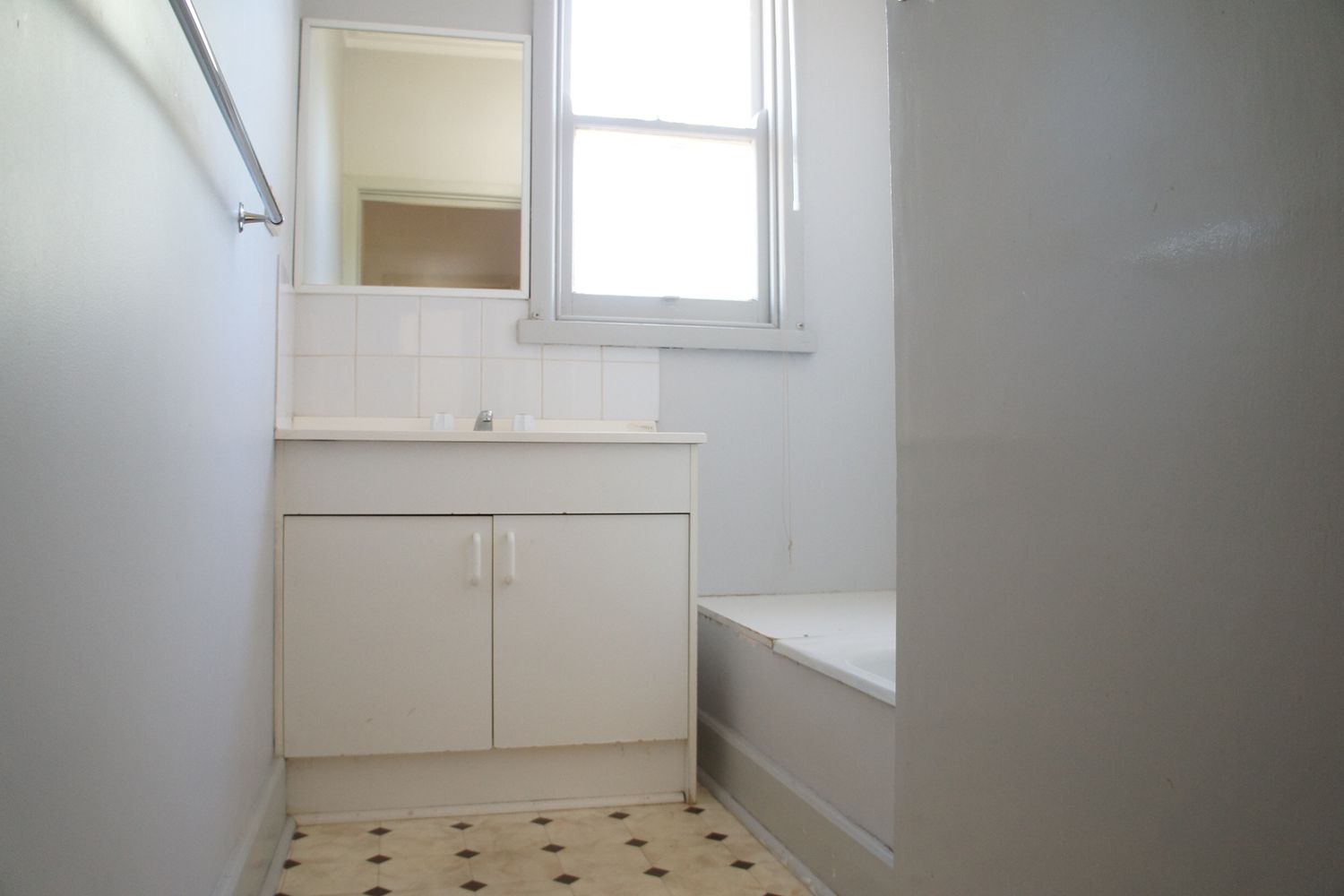 13 O'Connor Street, Horsham