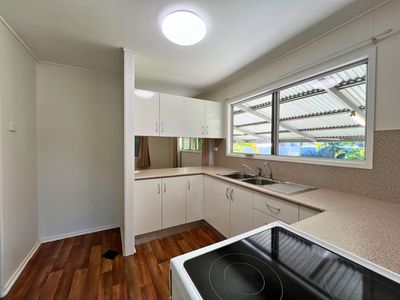 6 Caleb Crescent, Dysart