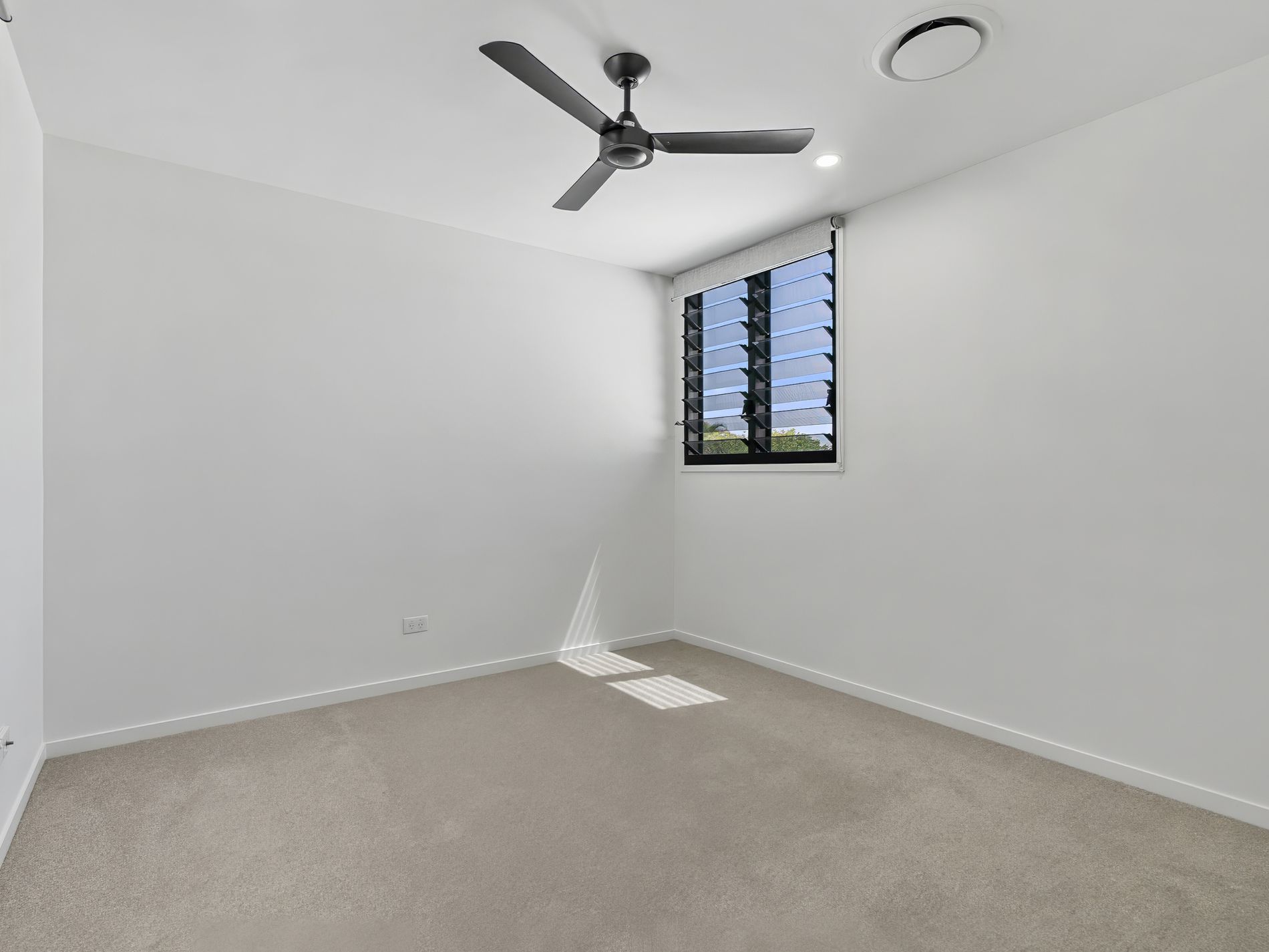 28 Selkirk Way, Peregian Springs