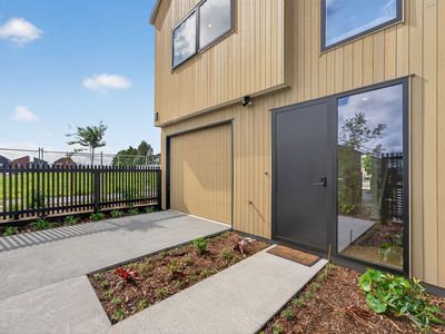 107-113 Tahingamanu Road, Hobsonville