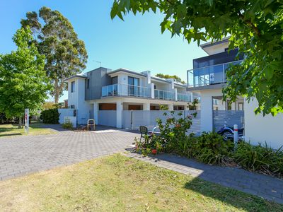 1 / 13 Coolbellup Avenue, Coolbellup