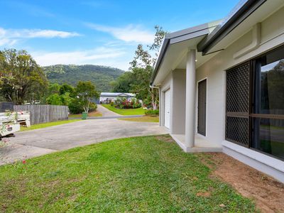 1/8 Haines St, Gordonvale