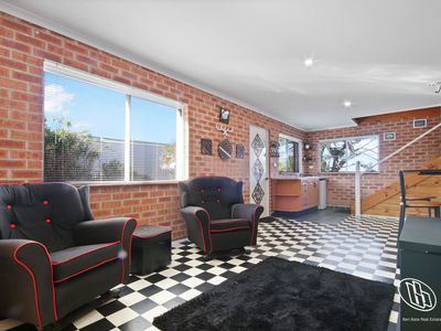 107 Noble Parade, Dalmeny