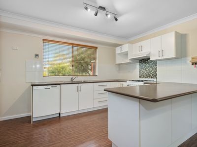 5 Agnew Close, Boulder
