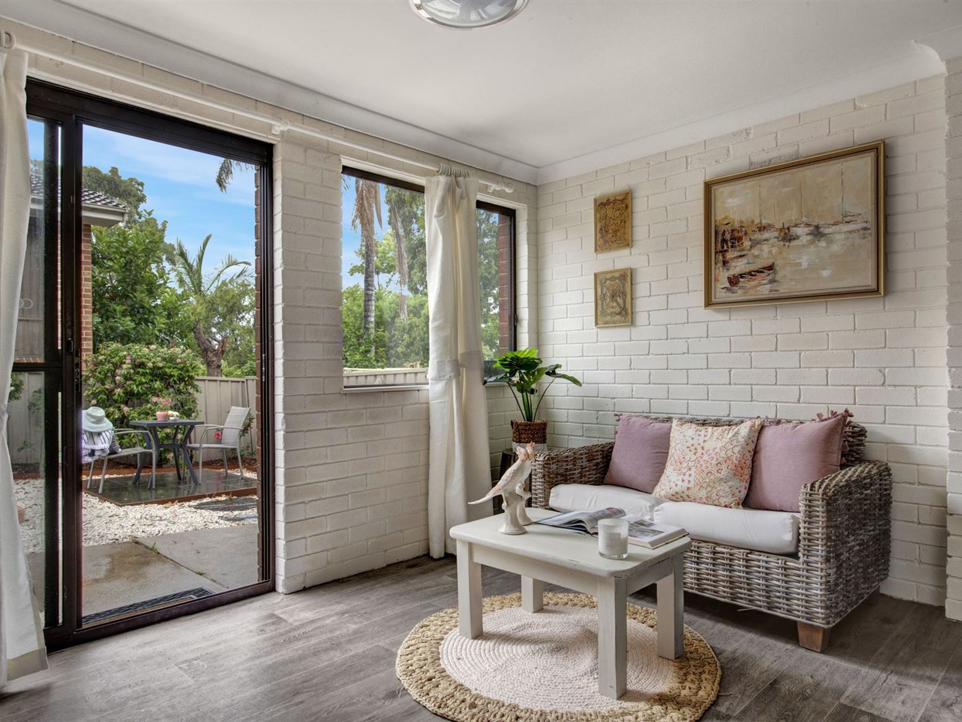 2 / 9 Niblick Avenue, Mollymook