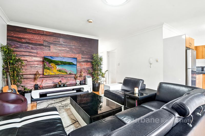 3 / 18 Eastbourne Road, Homebush West