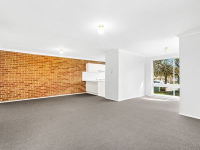 1 / 12 Corunna Crescent, Flinders