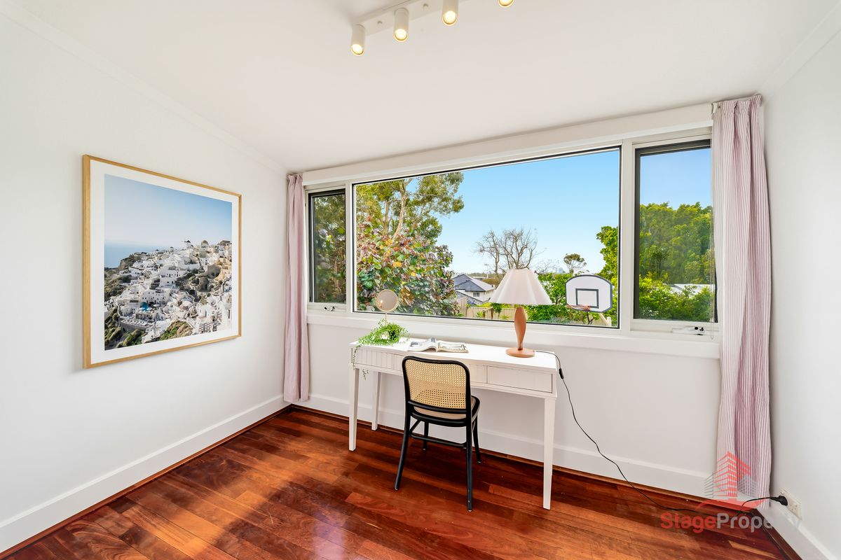 10 Cliff Road, Claremont