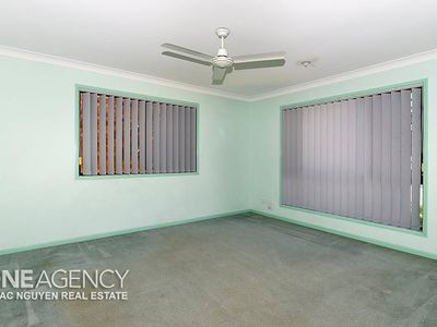 6 Hawthorne Street, Forest Lake