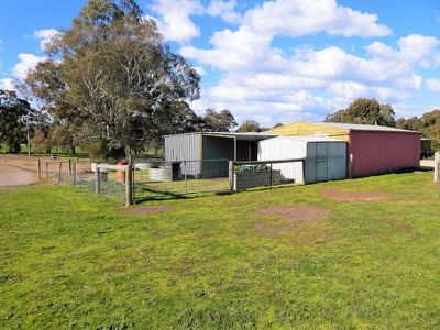 225 Hall Lane, Seymour