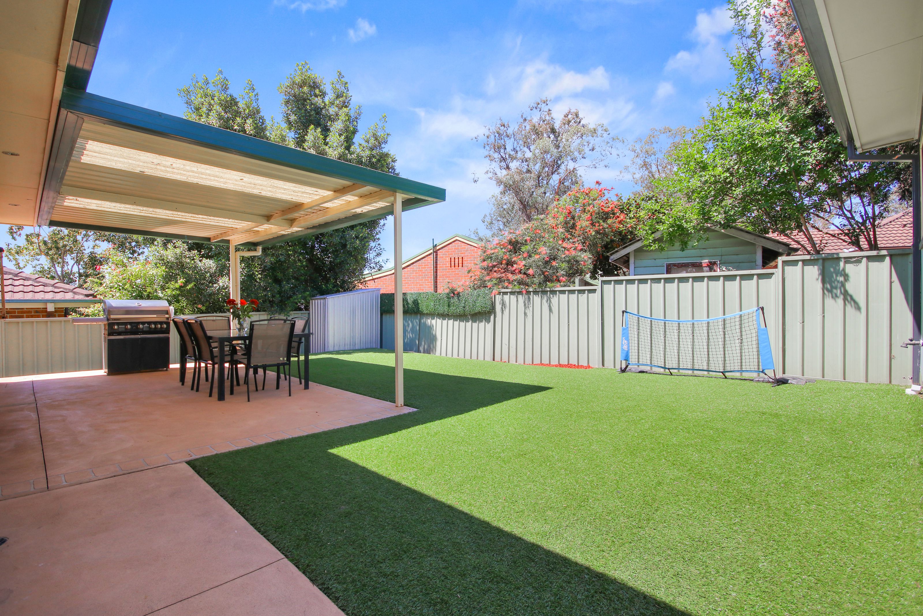 6 The Avenue, GLENMORE PARK