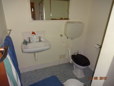 12 / 4 Comer Street, Como