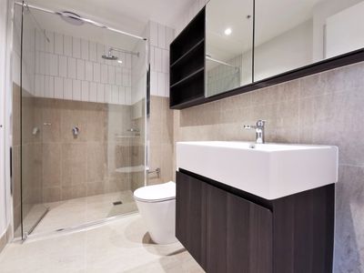 2407 / 245 City Road, Southbank