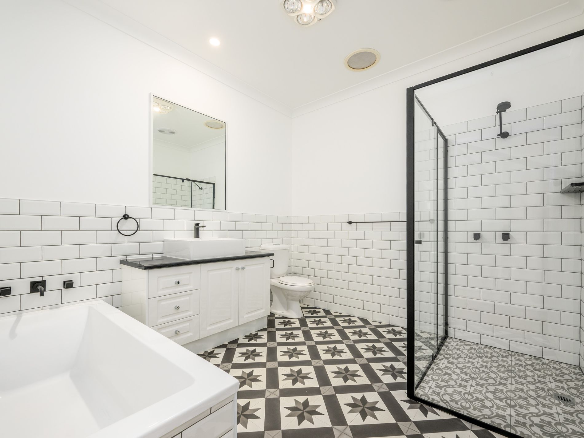 6 GLOUCESTER CRESCENT , Shepparton