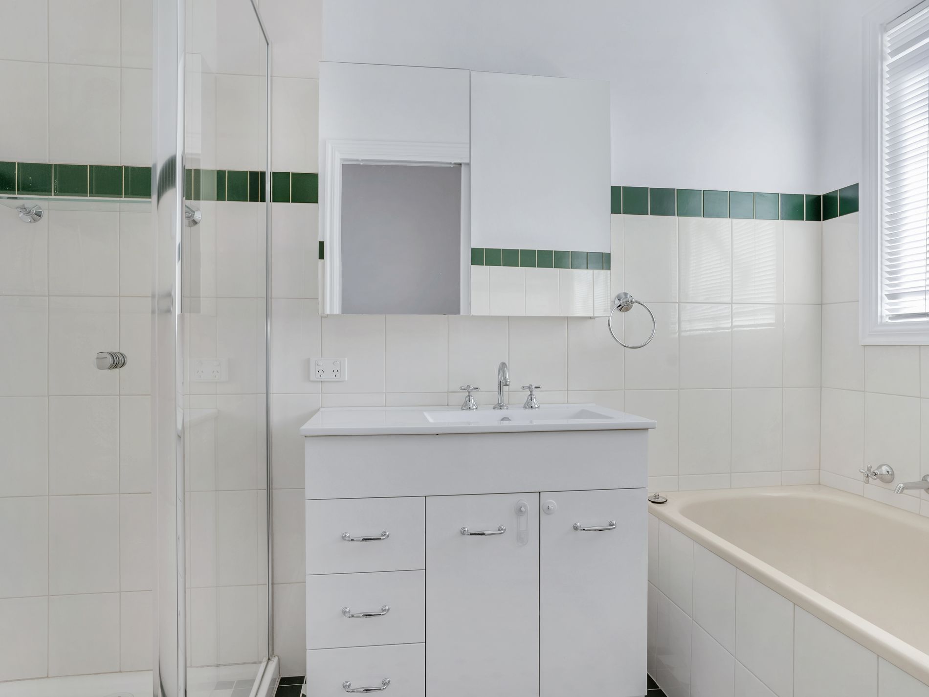 7 Leichardt Cres, Reservoir
