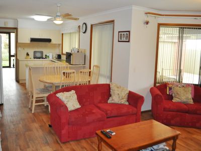 5 Worsley Place, Lavington
