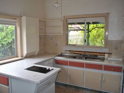 6 Tenth st, Millicent