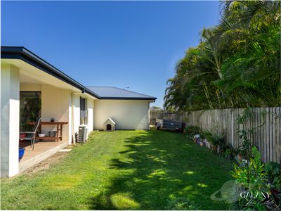 4 Betty Close, Coral Cove