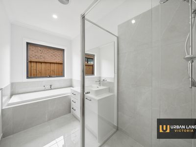 13 stover rd, Clyde North