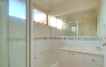4 / 25-27 Peel Street, Berwick