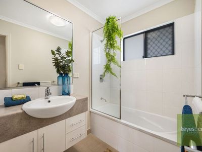 58 Shoalmarra Drive, Mount Low