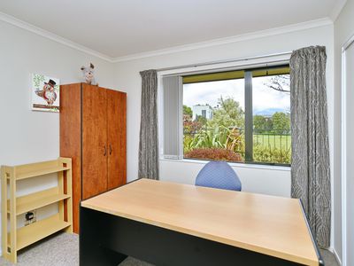 12 Belgrove Place, Parklands