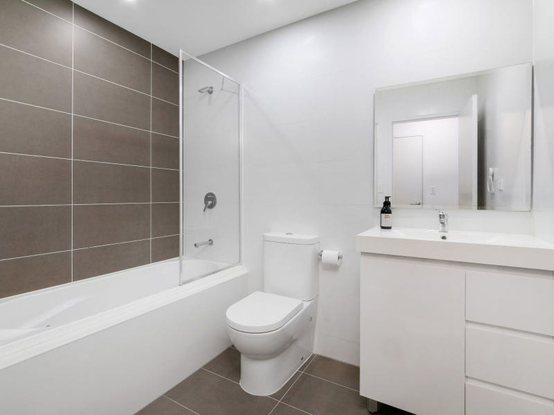 401 / 4 Banilung Street, Rosebery