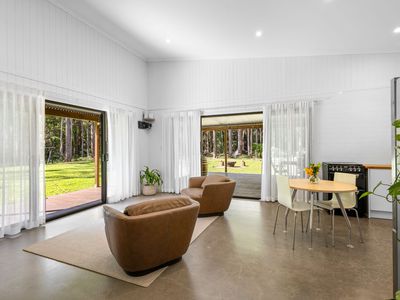 53 Stratford Park Drive, Pomona