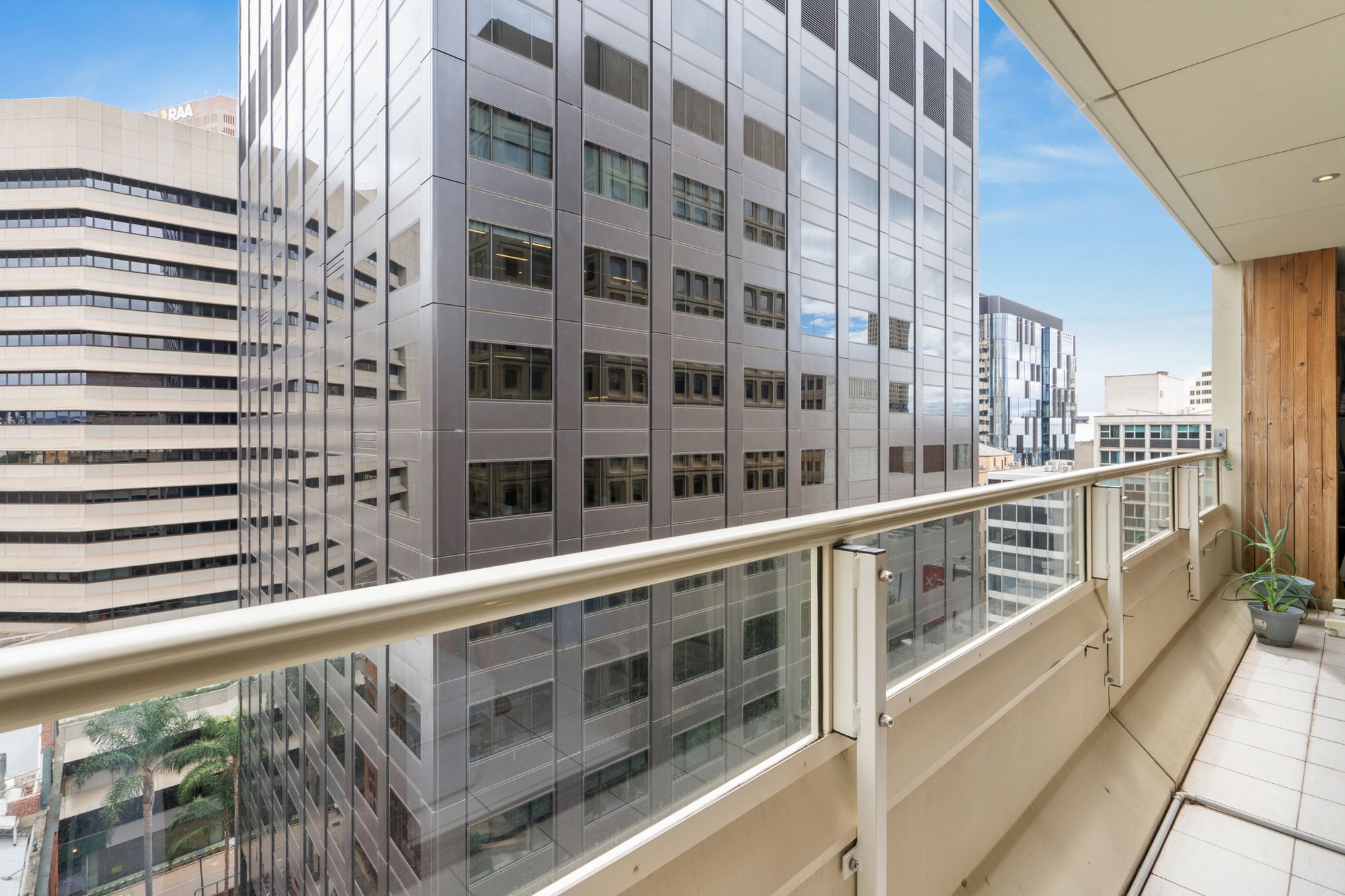 906 / 39 Grenfell Street, Adelaide