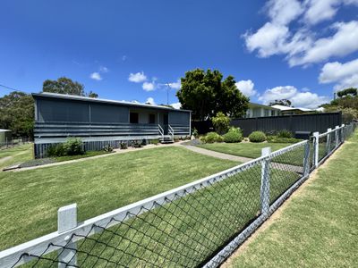 7 Wills Street, Nanango