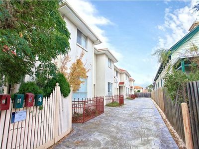 4 / 239 Nicholson Street, Seddon