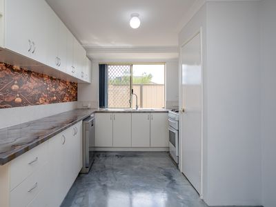 26 Calneggia Drive, Byford