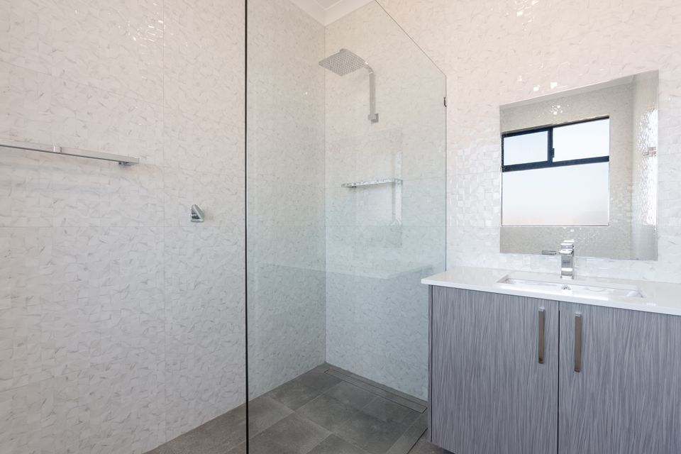 1 / 116 Gloucester Ave, Shoalwater