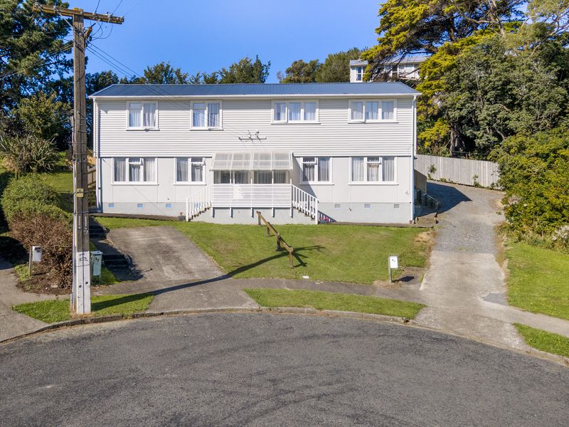 8A - 8B Devon Place, Cannons Creek