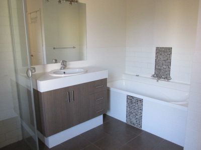 2 / 5 Kevin Street, Cohuna