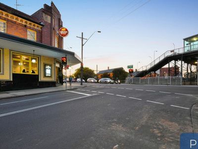 1 / 300-302 Railway Parade, Carlton
