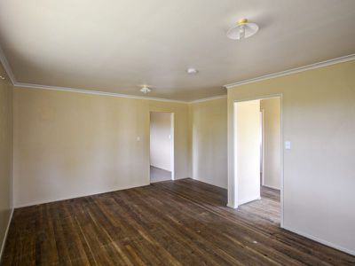 10 Coutts Street, Goodna