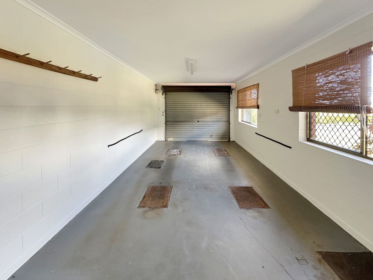 21 Crouch Avenue, Atherton