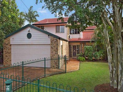 23 Bauple Crescent, Rochedale South