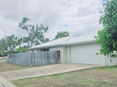 9 Stockton Elbow, Mount Louisa