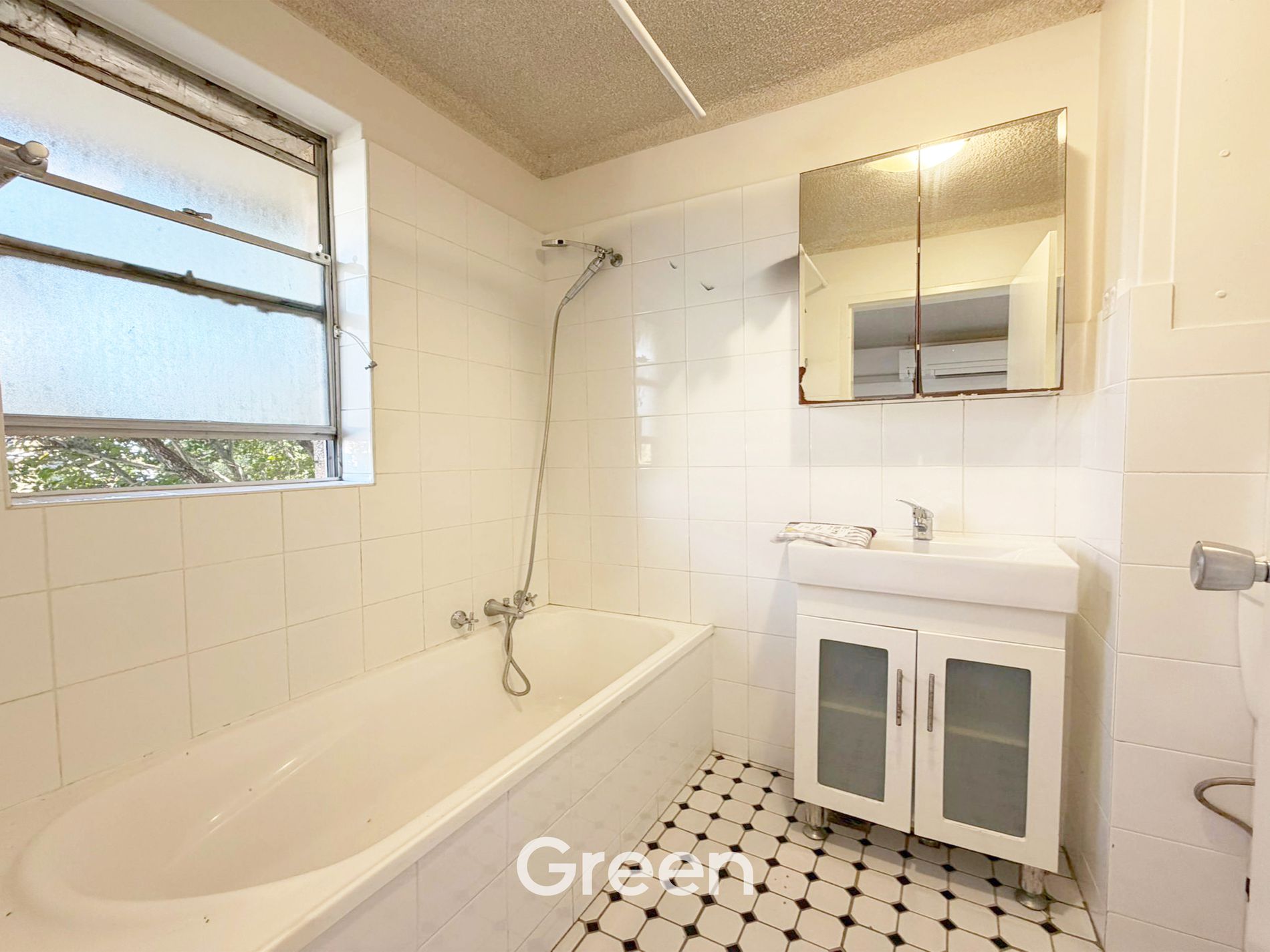 12 / 6-8 Little Church Street, Ryde