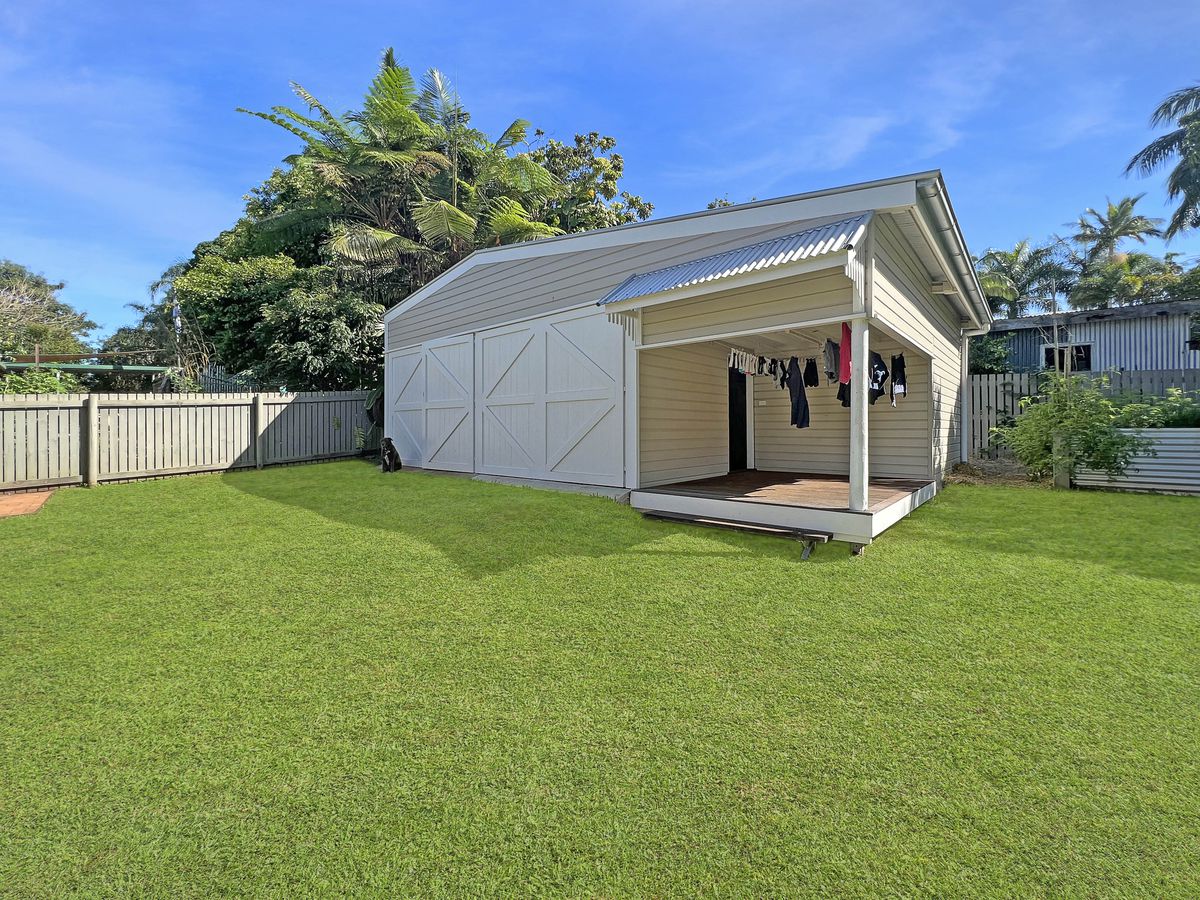 17 Oak Street, Yungaburra