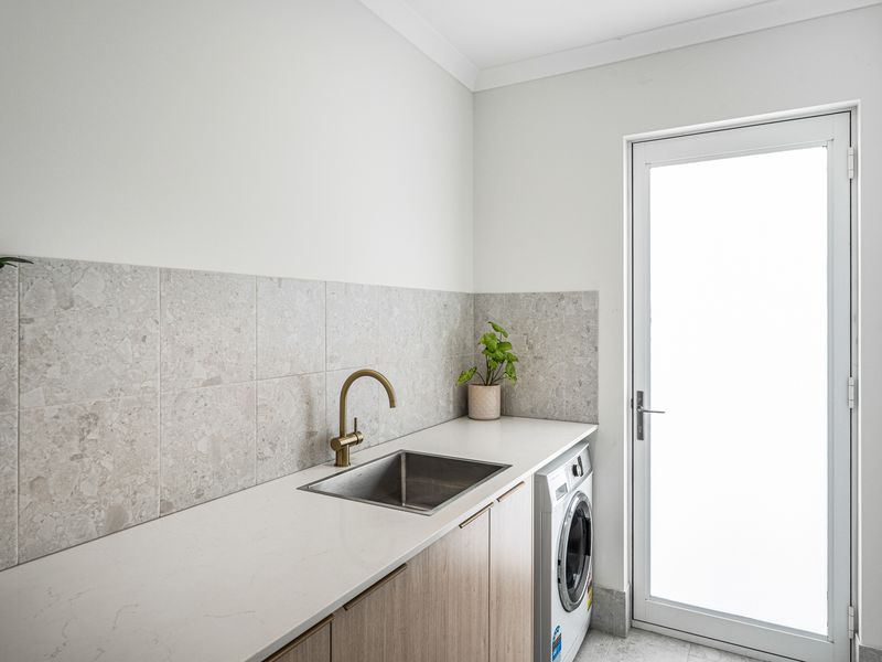 8 BLUEBERRY LOOP, Byford