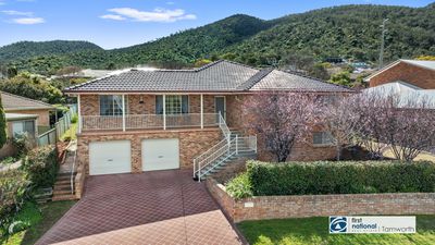 14 Valley Drive, Tamworth
