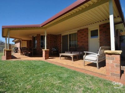 96 Twickenham Drive, Dubbo