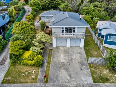 11 De Castro Place, Titahi Bay