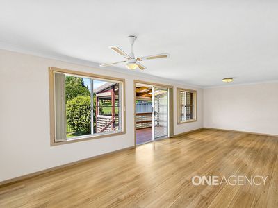 5 Ashmore Crescent, Kanahooka