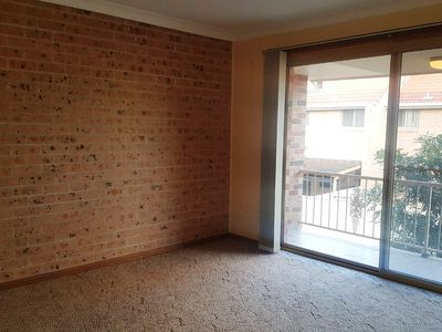 2 / 13 Grove Circuit, Lake Illawarra