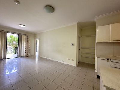 3/8-10 Lydbrook Street, Westmead