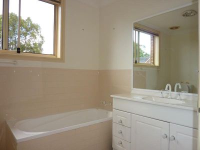 2 / 1-3 Mercury St, Beverly Hills